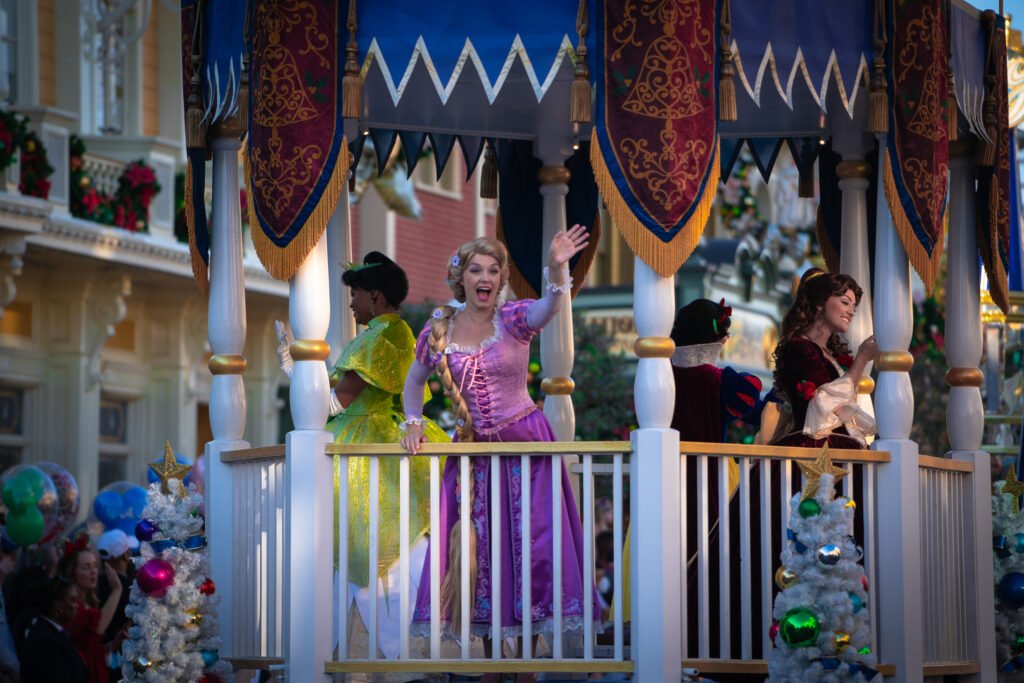 Disney world holiday parade Disney Princesses